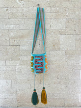 Load image into Gallery viewer, Wayuu Mochila Medium Teal and Orange